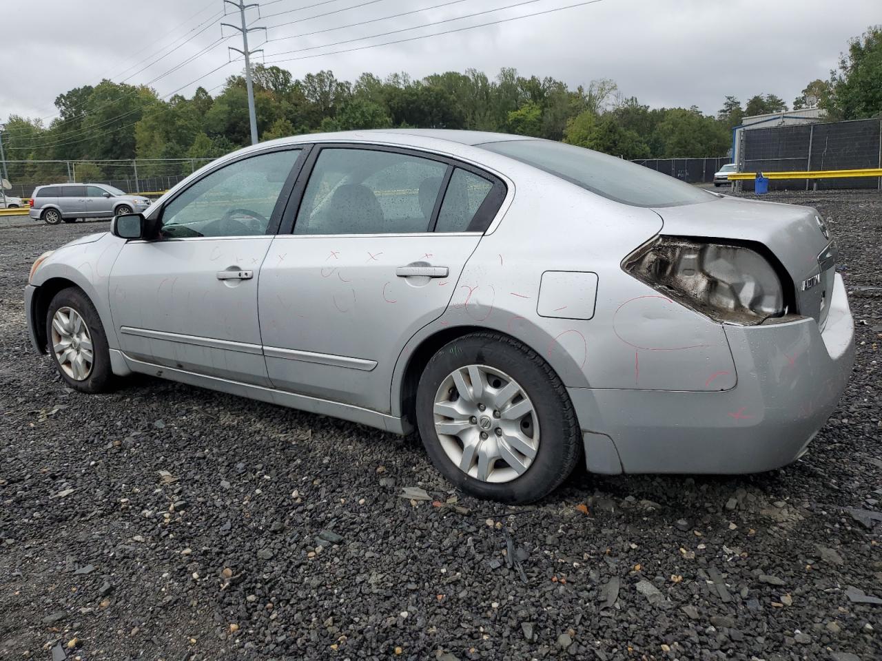 NISSAN ALTIMA BASE