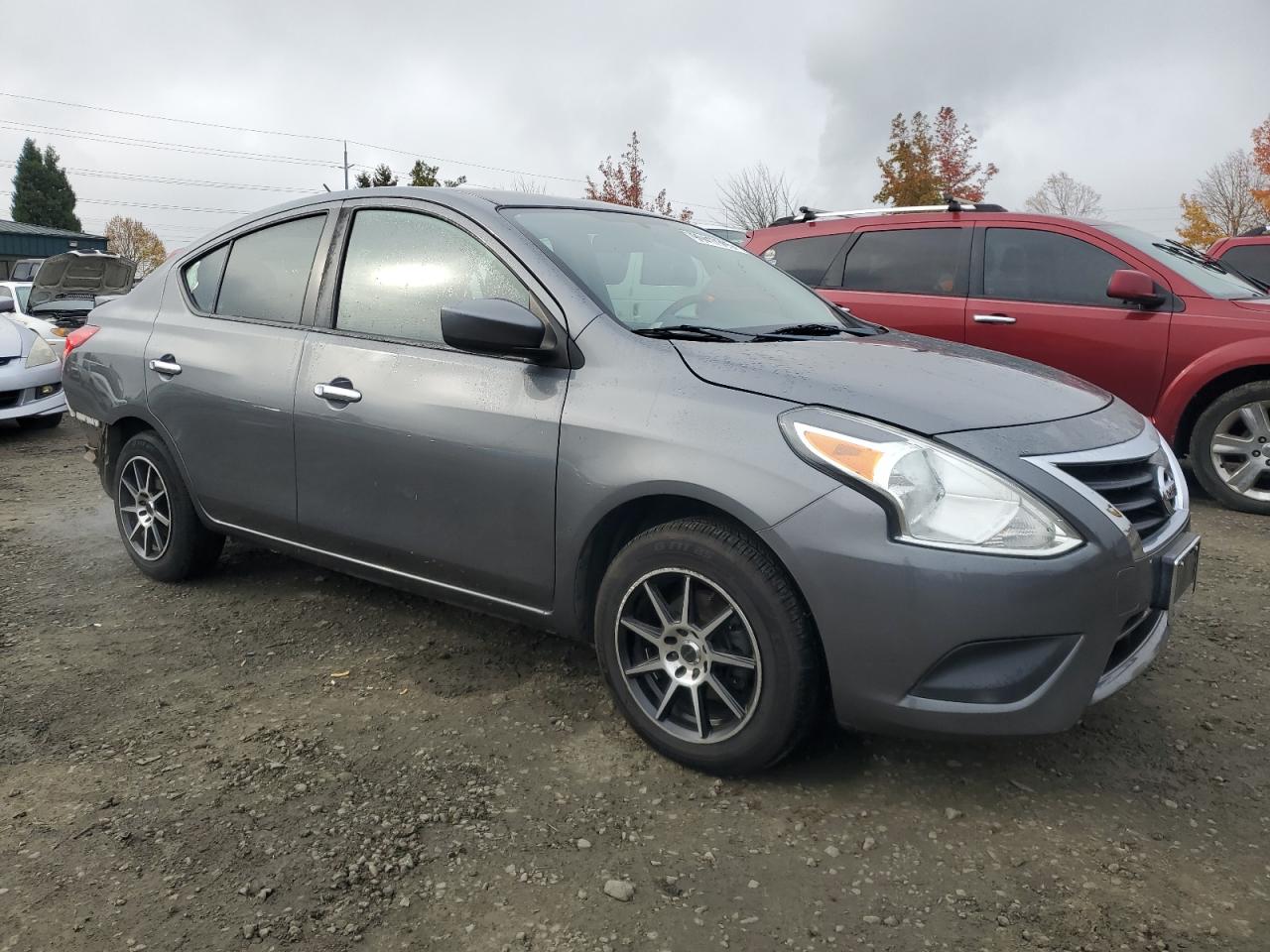 NISSAN VERSA S