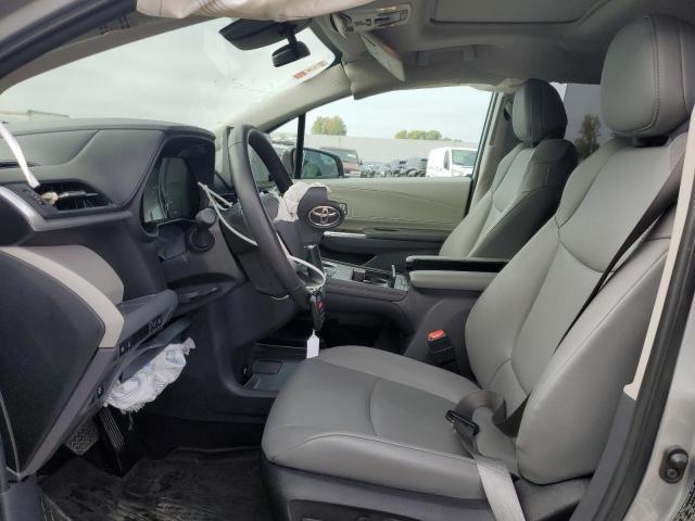 2024 TOYOTA SIENNA XLE #3302030158