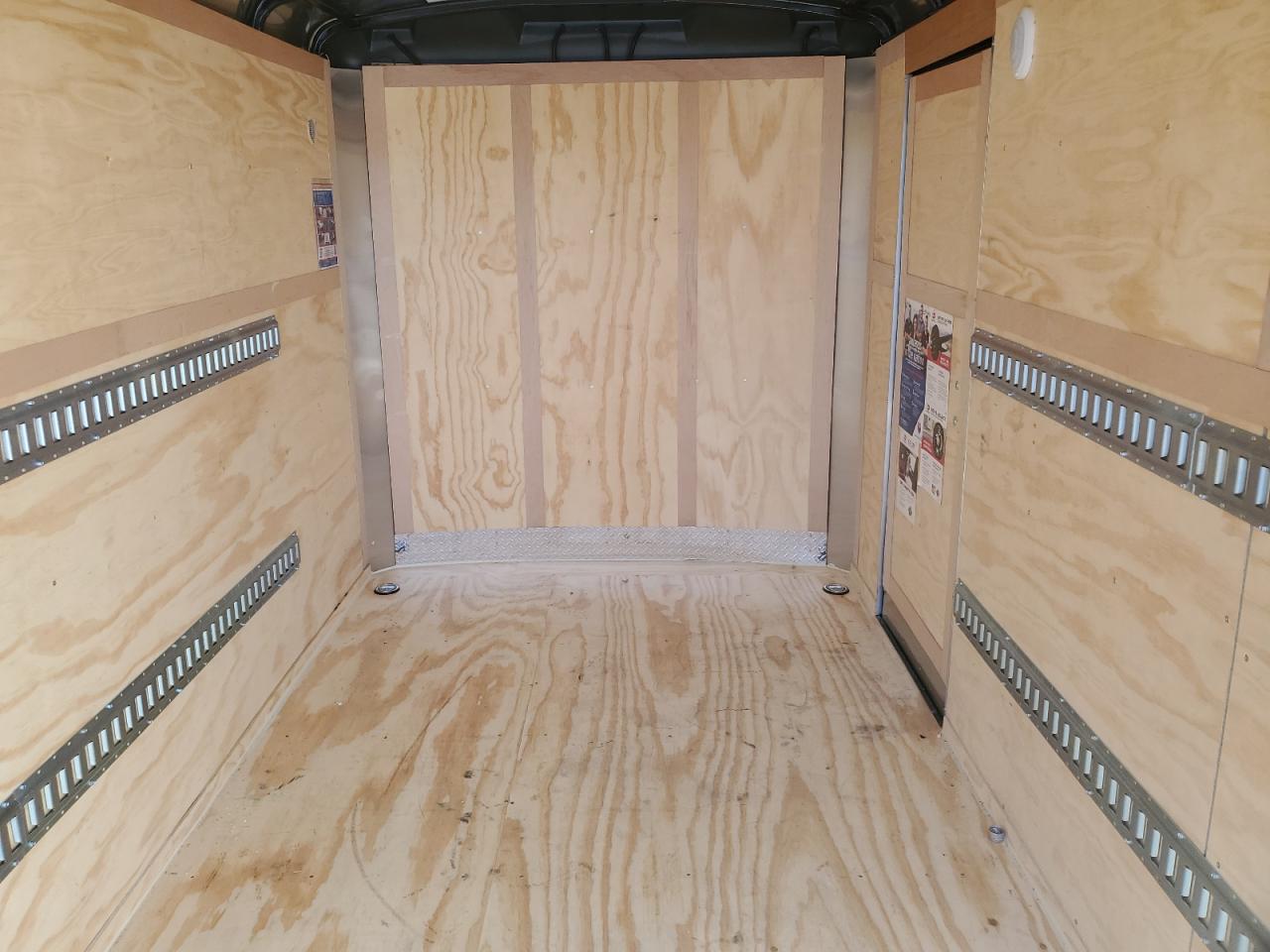 Lot #3271684366 2025 INTERSTATE UNKNOWN