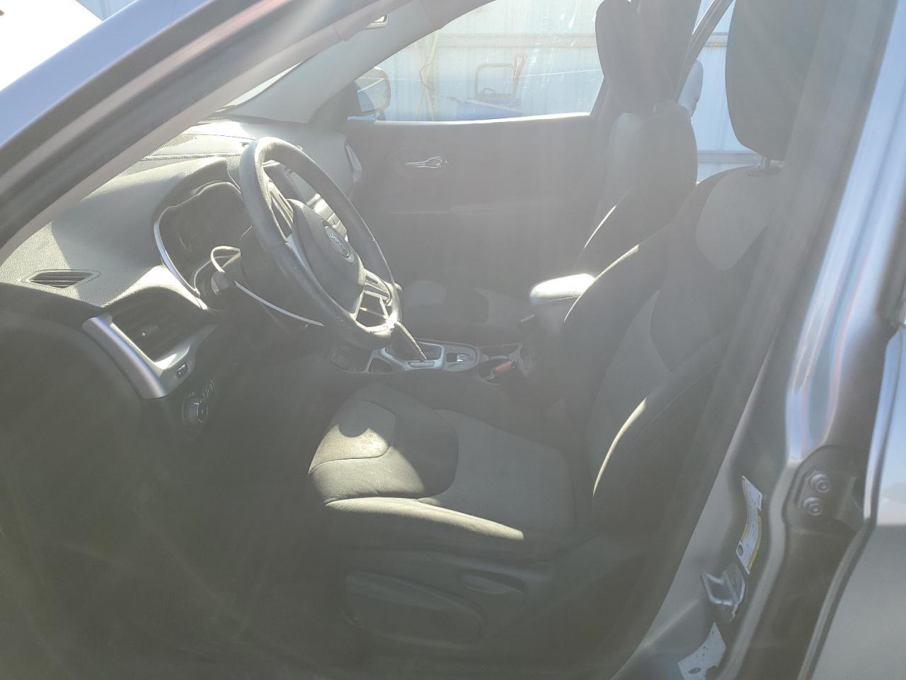 JEEP GRAND CHEROKEE LATITUDE