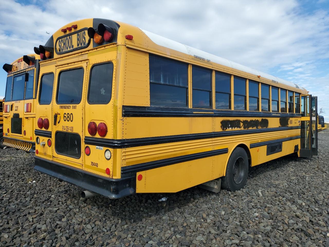 Lot #3276362790 2006 FREIGHTLINER SAF-T-LINER C2