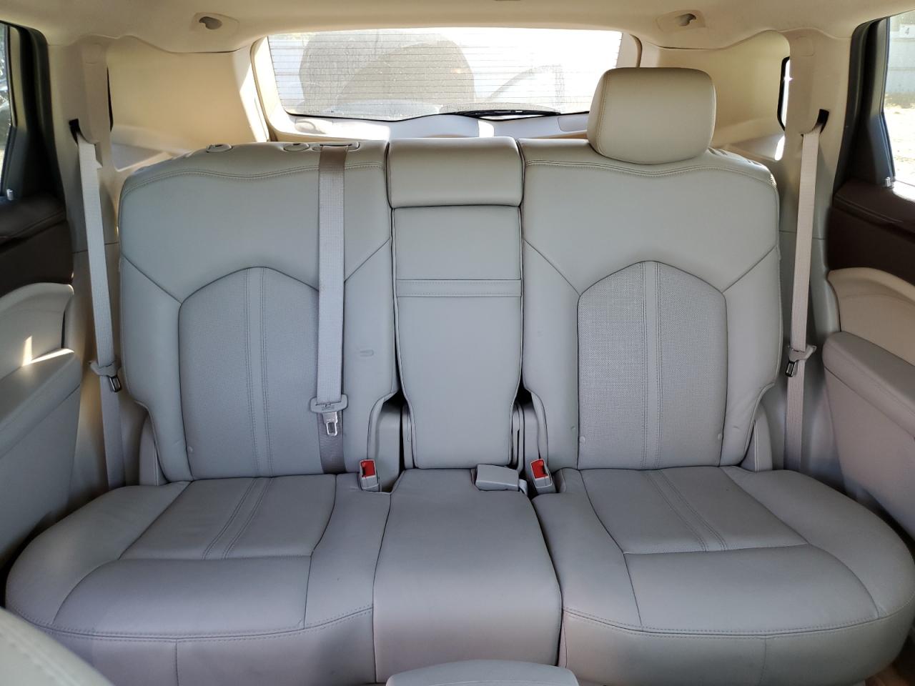 CADILLAC SRX PREMIUM COLLECTION