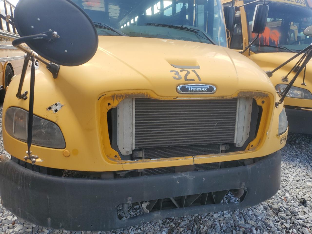 Lot #3273801357 2011 THOMAS SAF-T-LINER C2