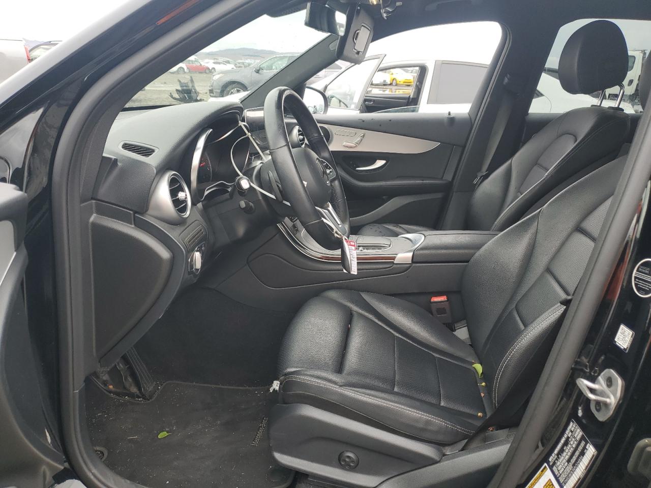 MERCEDES-BENZ GLC-CLASS 300 4MATIC