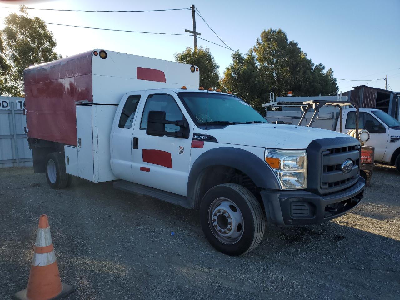 FORD F-550 SUPER DUTY