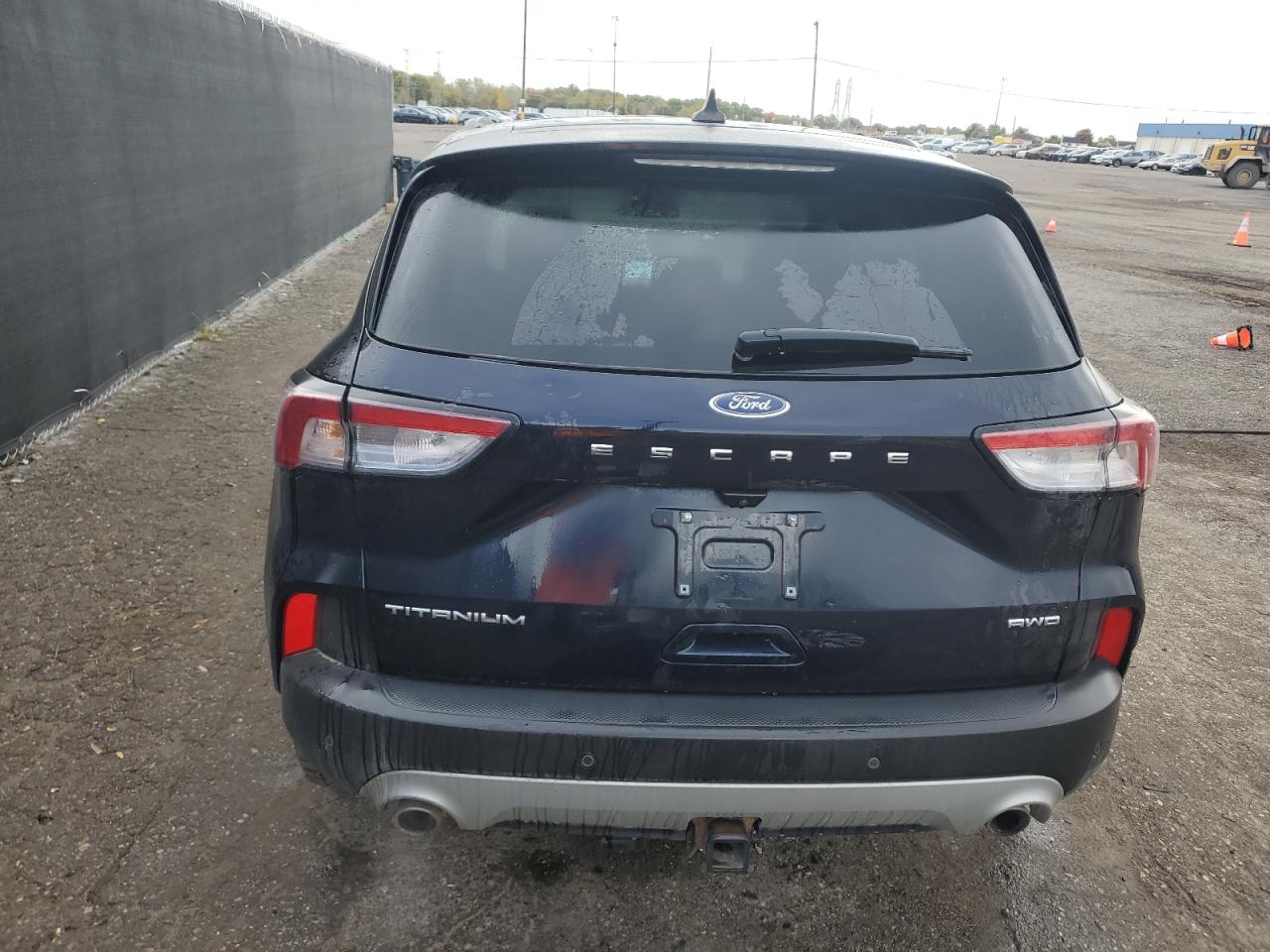 FORD ESCAPE TITANIUM