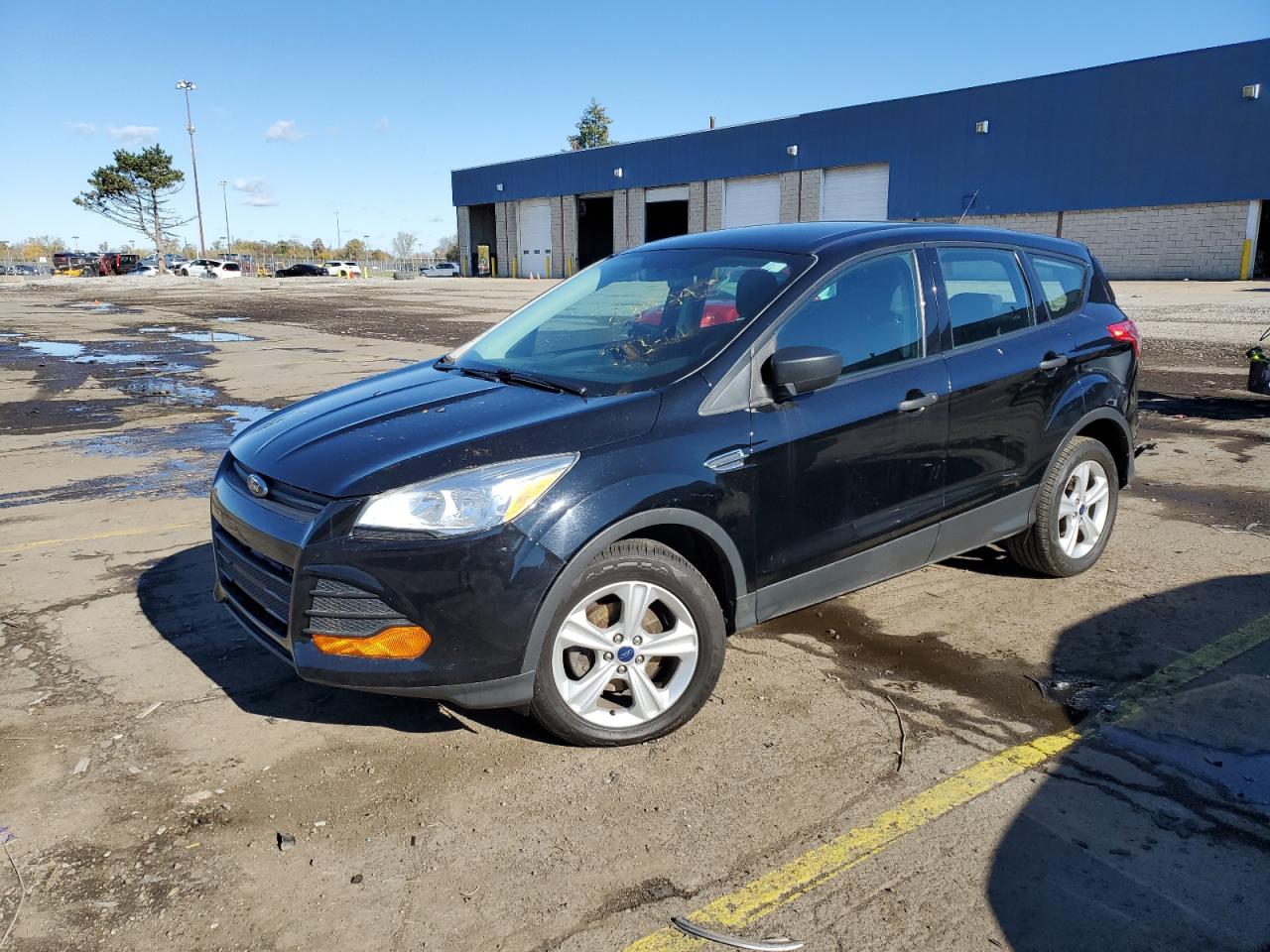 Lot #3305331306 2016 FORD ESCAPE S