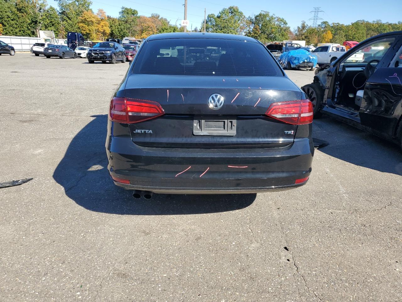 VOLKSWAGEN JETTA S