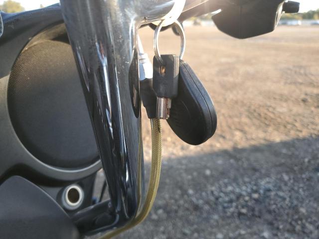 2016 HARLEY-DAVIDSON FLHTCUL UL #3284115557