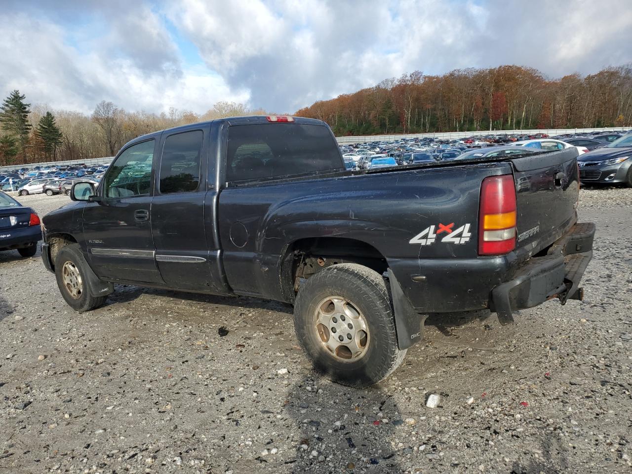 Lot #3302729010 2003 GMC NEW SIERRA