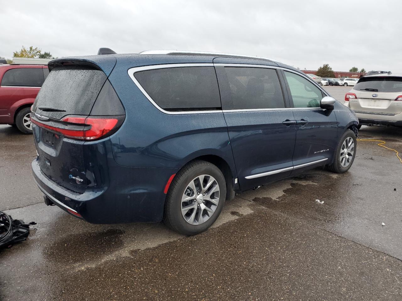 CHRYSLER PACIFICA HYBRID PINNACLE