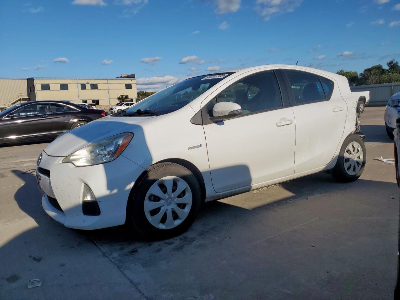 TOYOTA PRIUS C