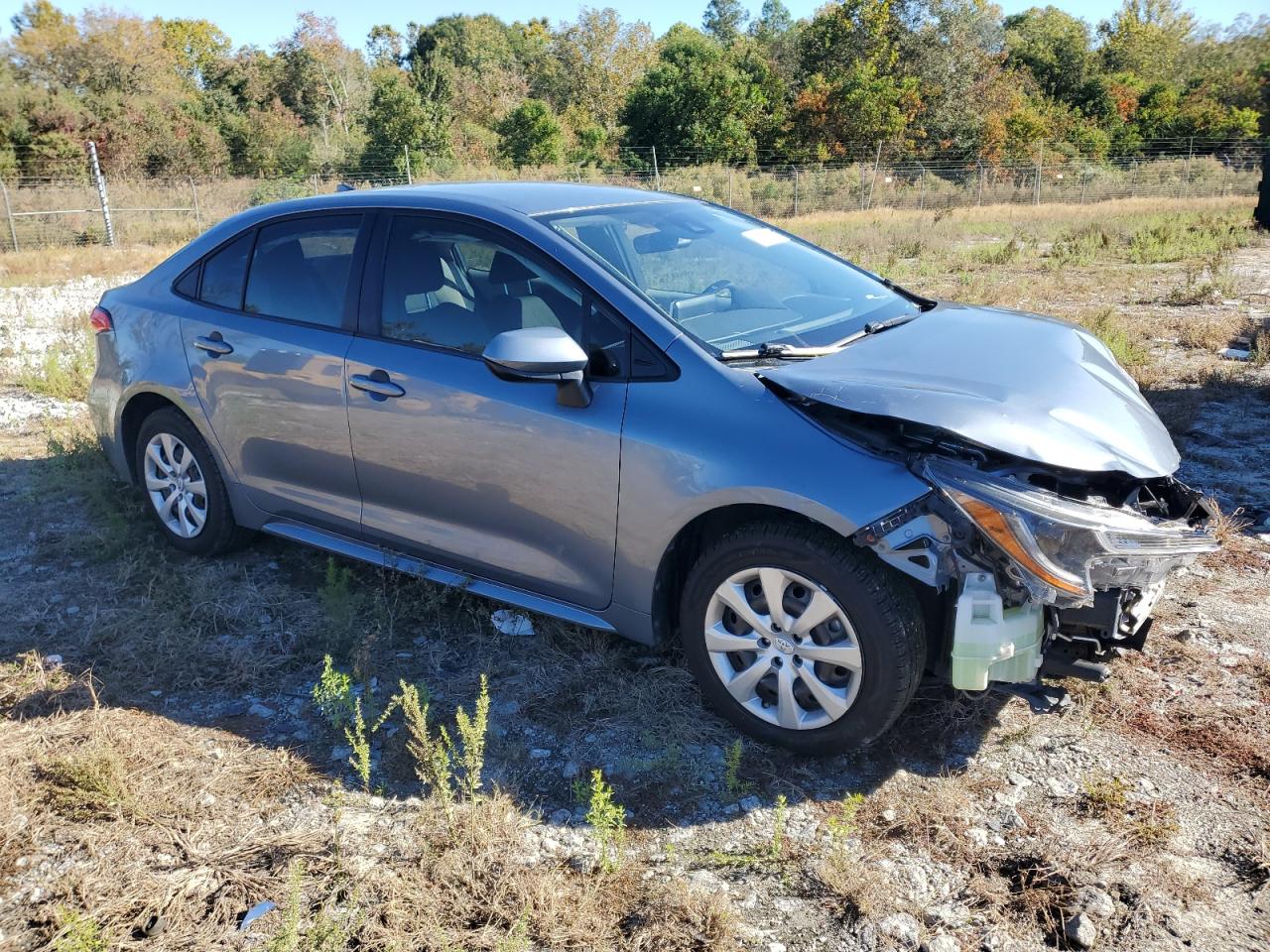 Lot #3303623935 2020 TOYOTA COROLLA LE