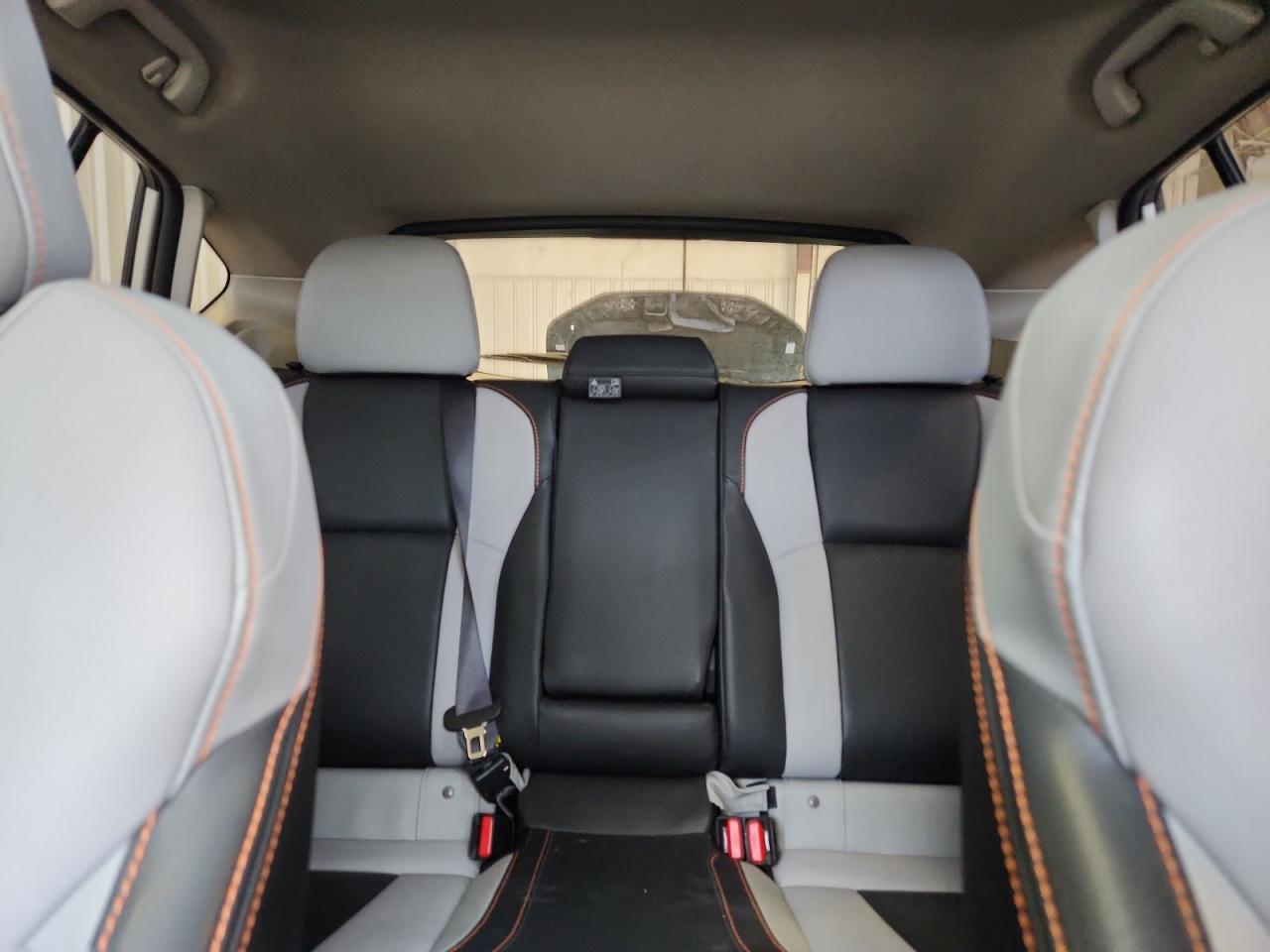 SUBARU CROSSTREK LIMITED