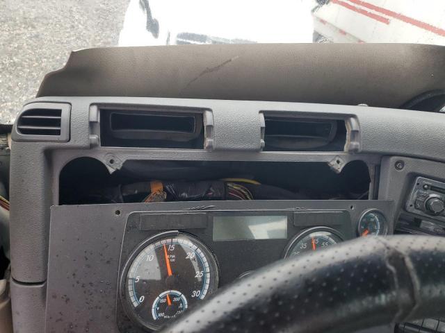 2016 FREIGHTLINER CASCADIA 1 #3266777414