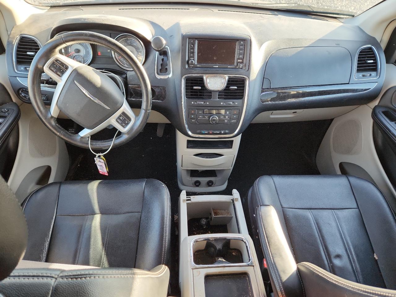 CHRYSLER TOWN & COUNTRY TOURING