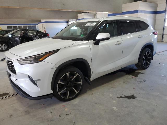 2022 TOYOTA HIGHLANDER XLE #3304751910