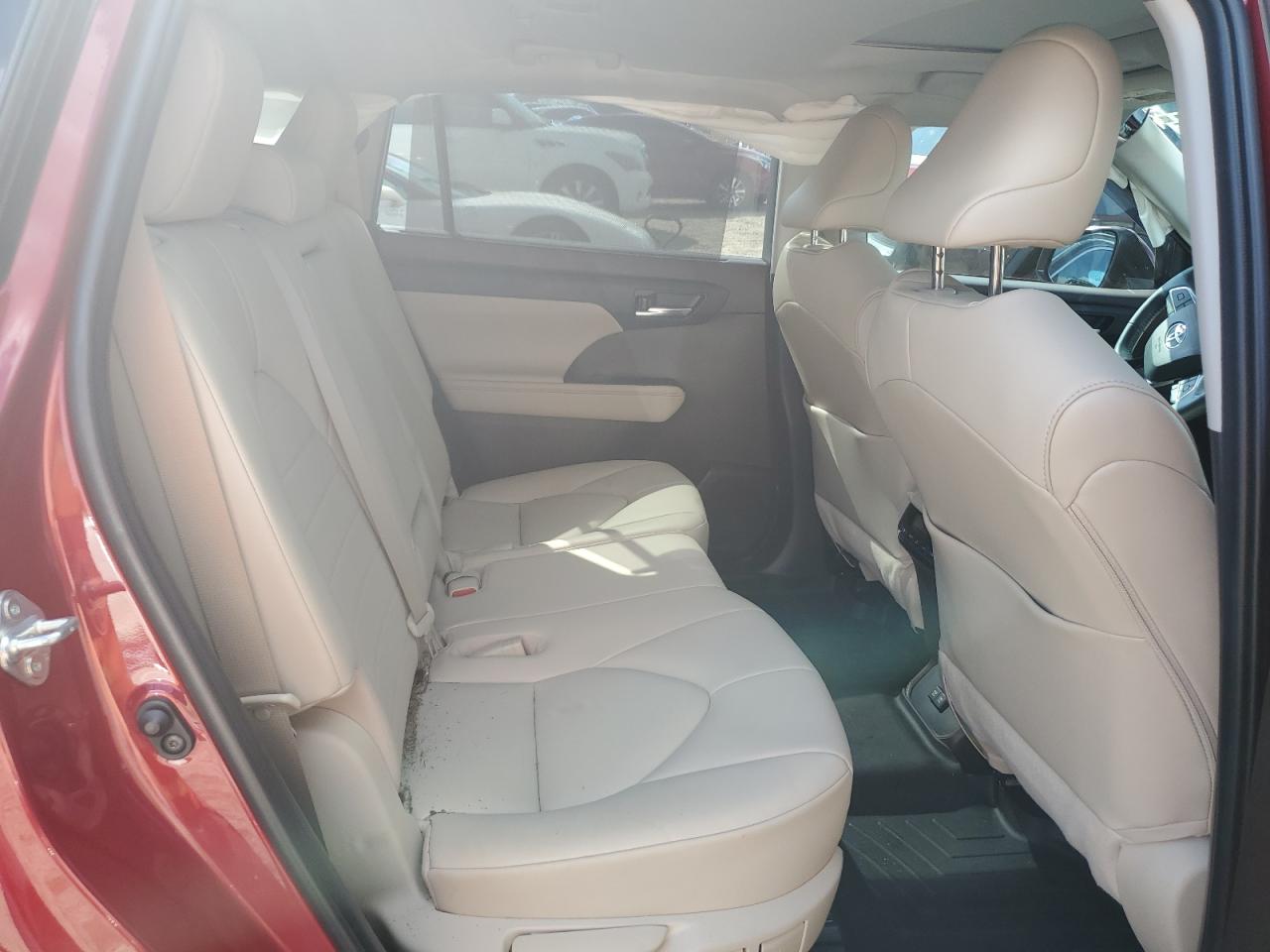 TOYOTA HIGHLANDER XLE