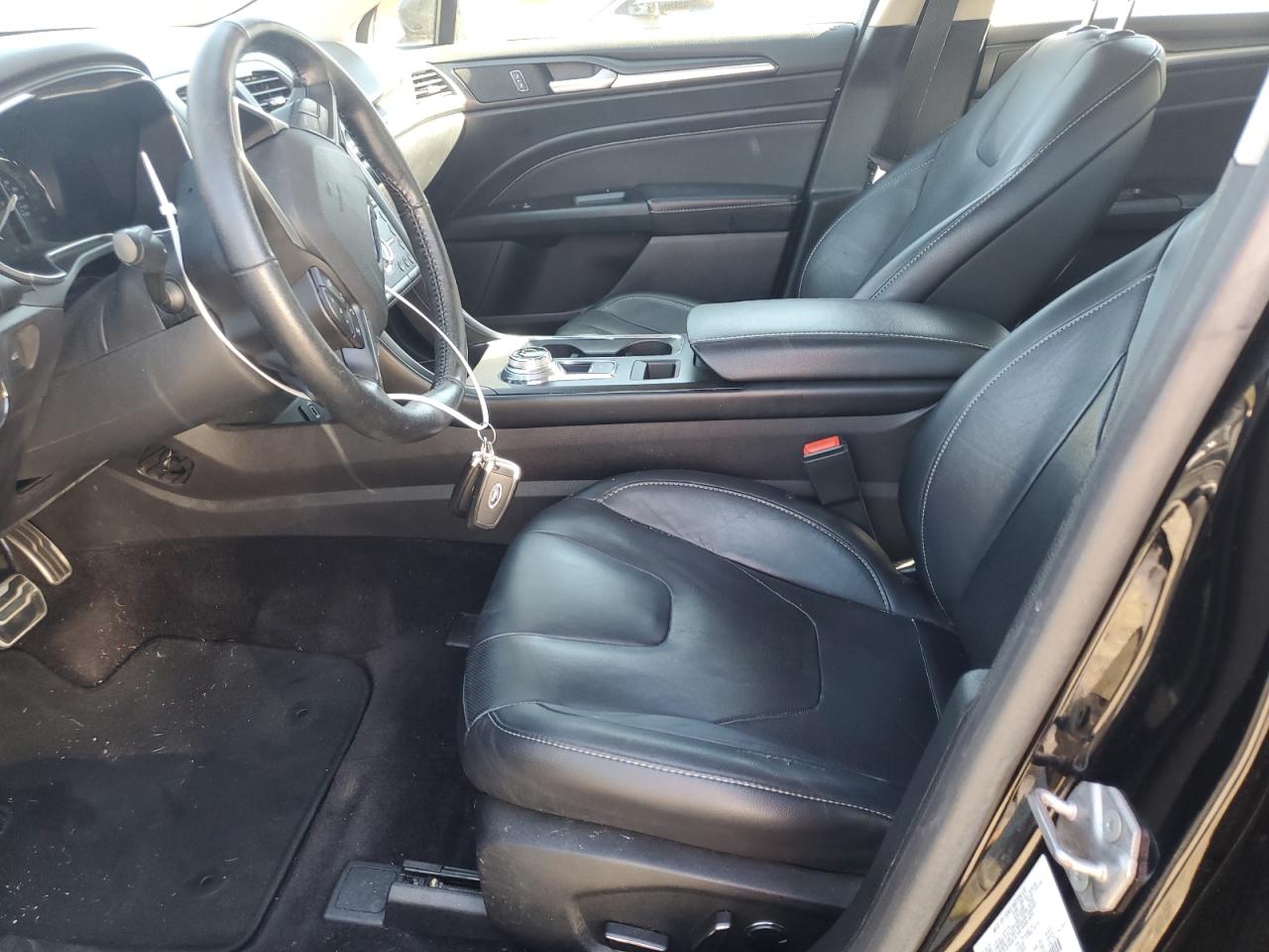 FORD FUSION TITANIUM