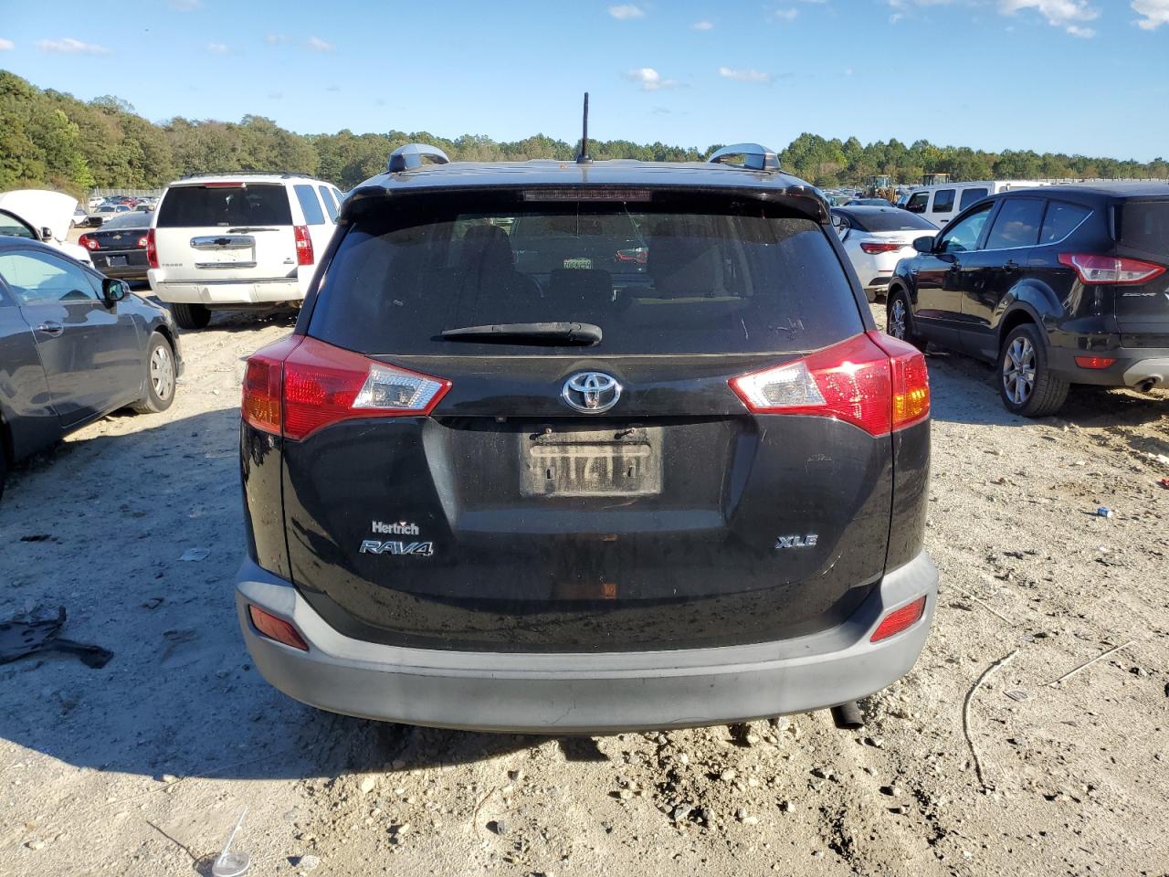 TOYOTA RAV4 XLE