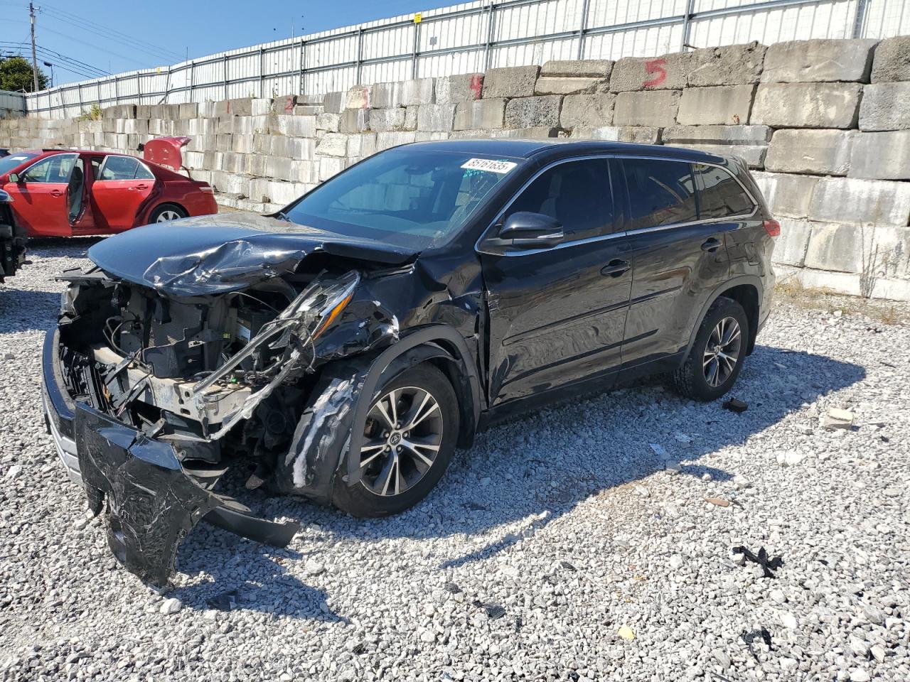 TOYOTA HIGHLANDER LE