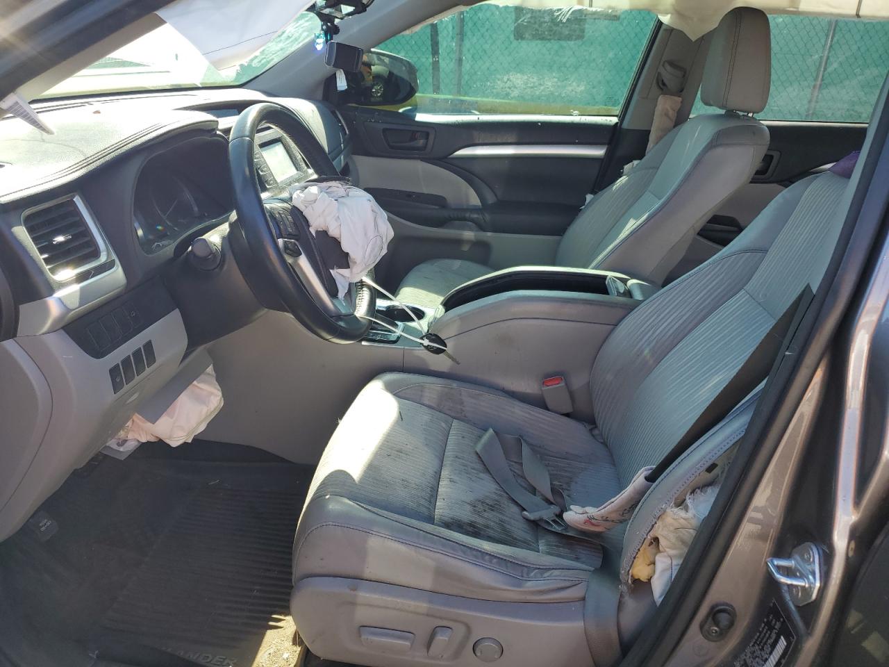 TOYOTA HIGHLANDER LE