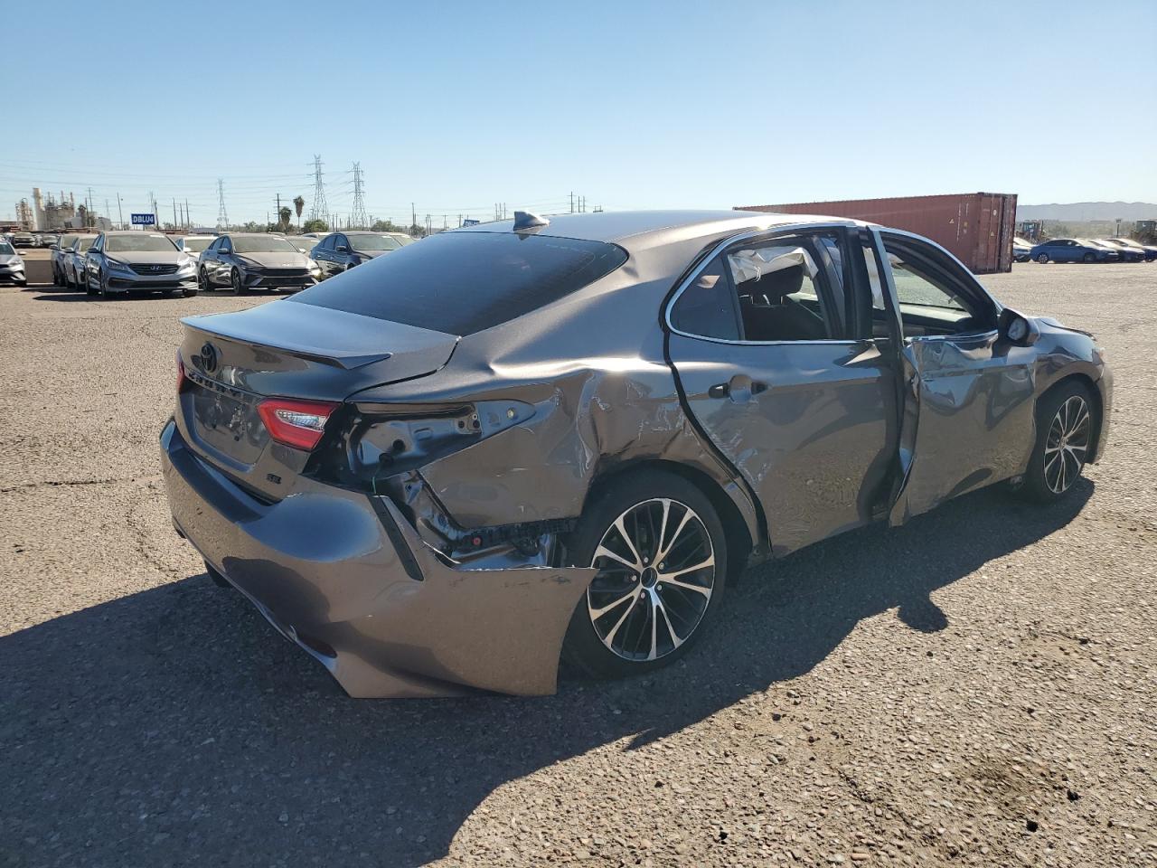 Lot #3305319308 2020 TOYOTA CAMRY SE