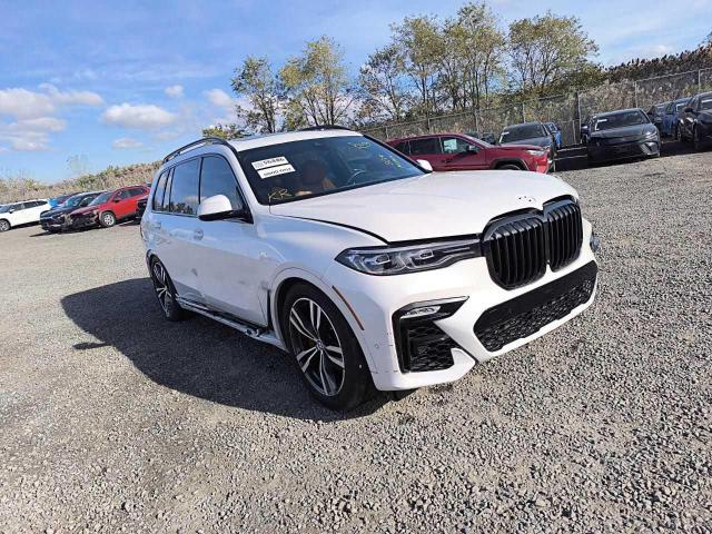 2021 BMW X7 XDRIVE4 5UXCW2C07M9E75280