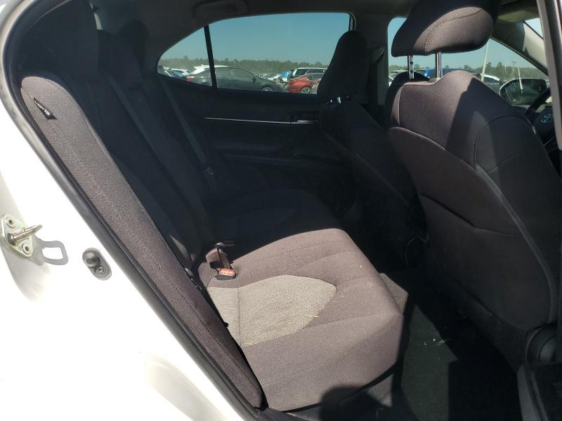 2020 TOYOTA CAMRY LE 4T1C31AK1LU529993