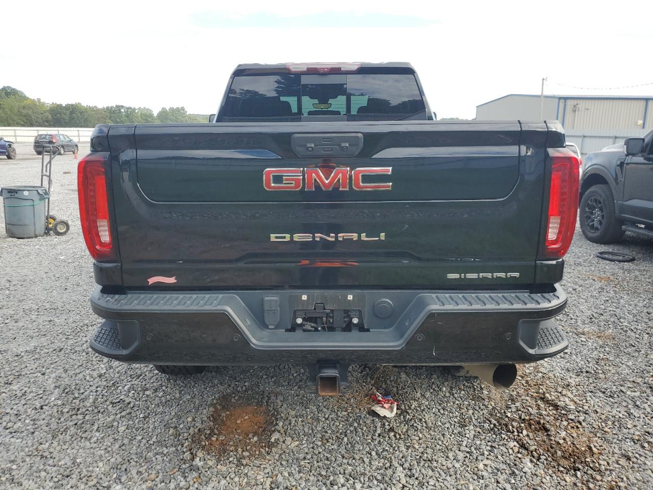 GMC SIERRA K2500 DENALI