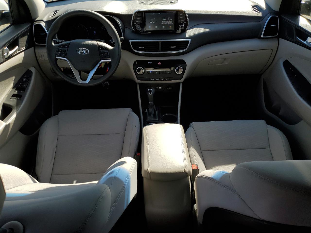 HYUNDAI TUCSON SE