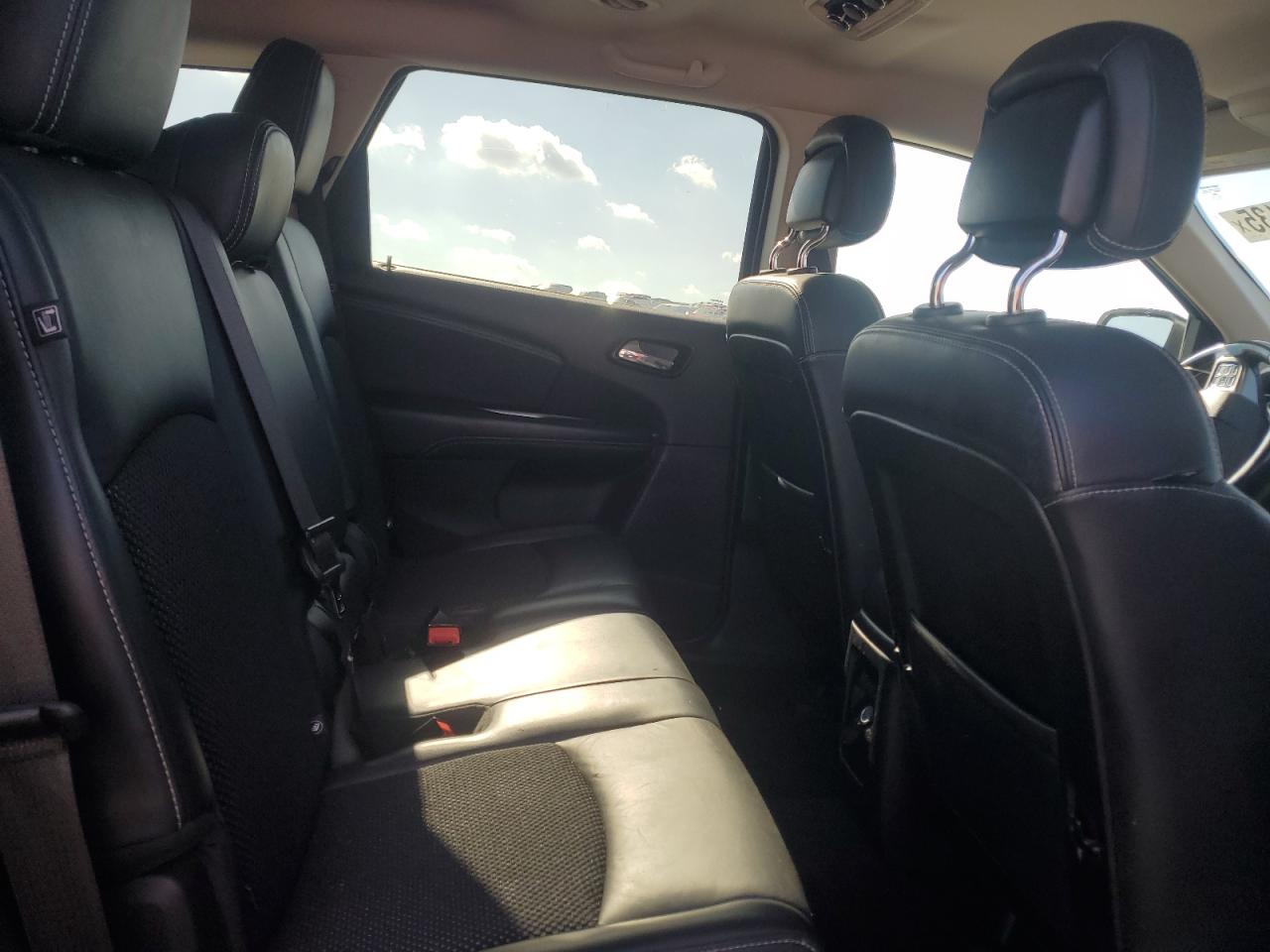 DODGE JOURNEY CROSSROAD