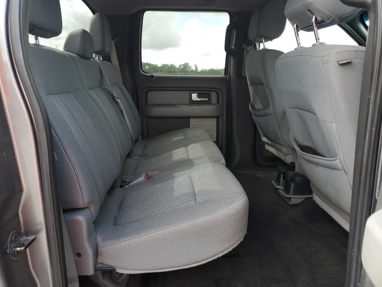 FORD F-150 SUPERCREW