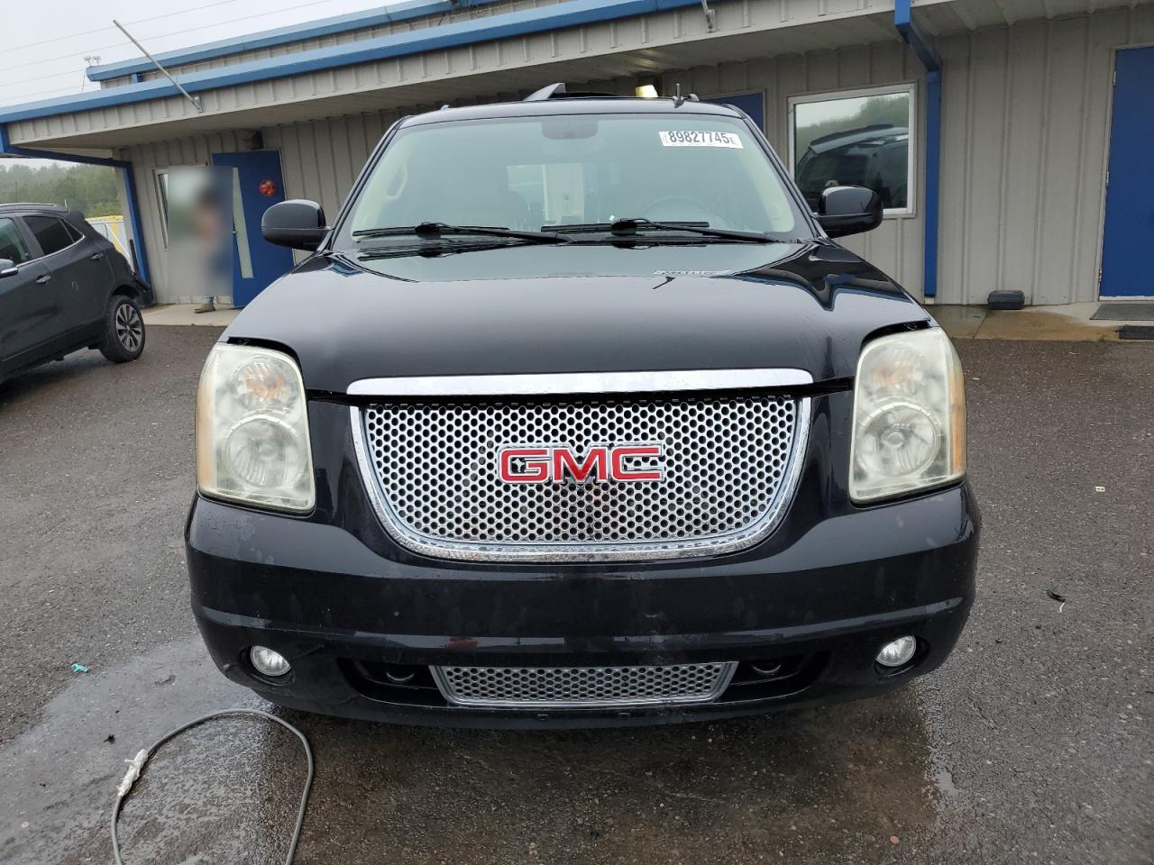GMC YUKON DENALI