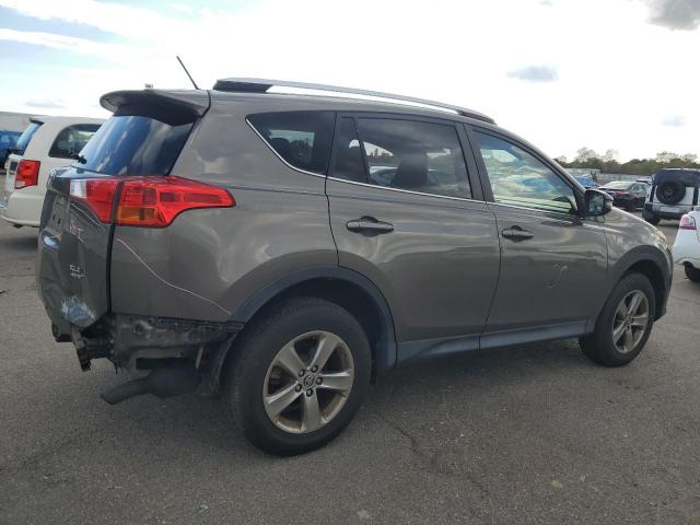 2015 TOYOTA RAV4 XLE - JTMRFREV9FD175203