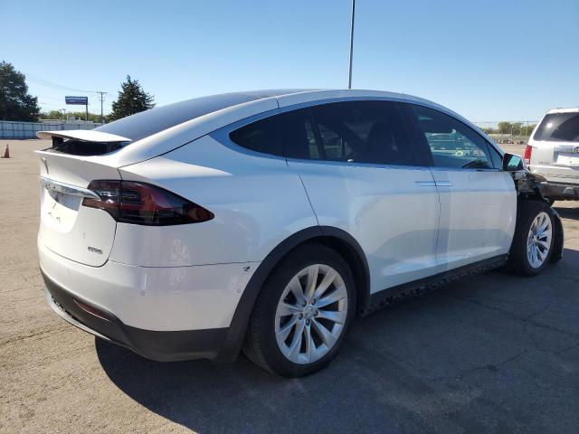 2017 TESLA MODEL X 5YJXCBE24HF076684