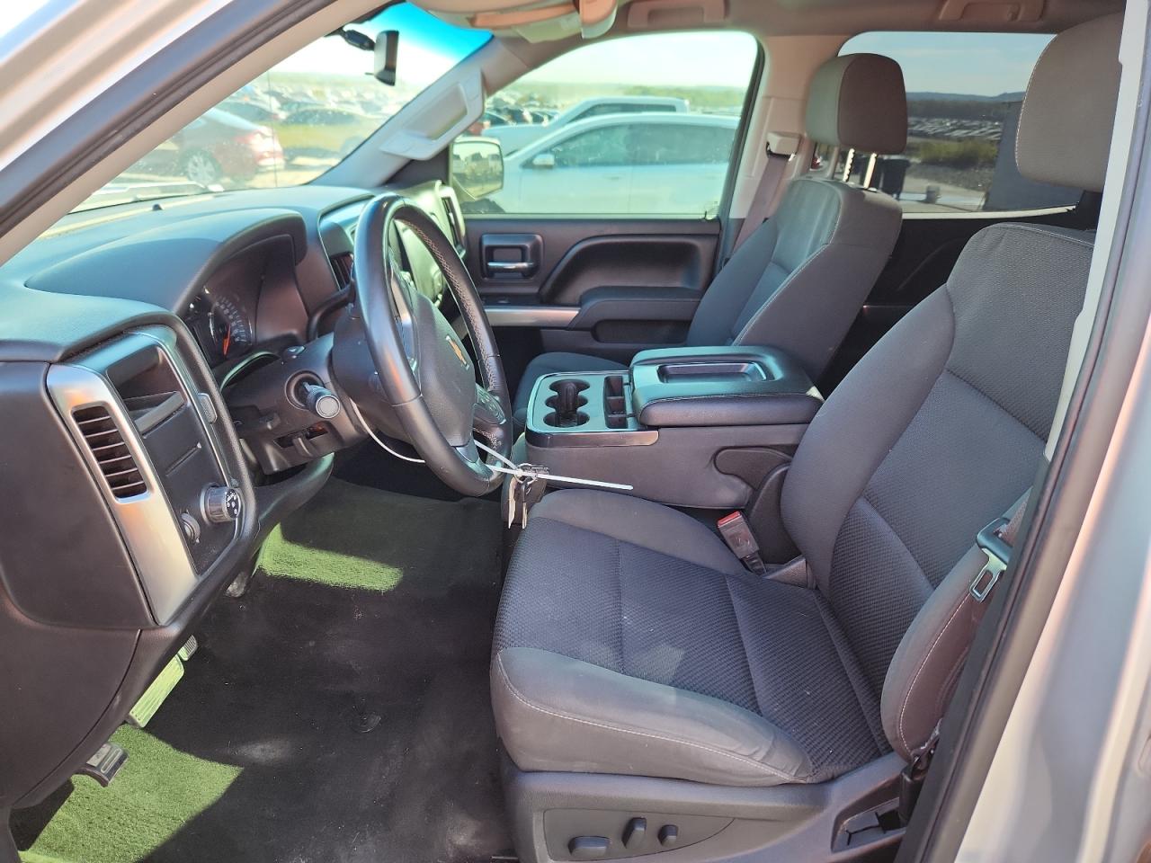 CHEVROLET SILVERADO C1500 LT