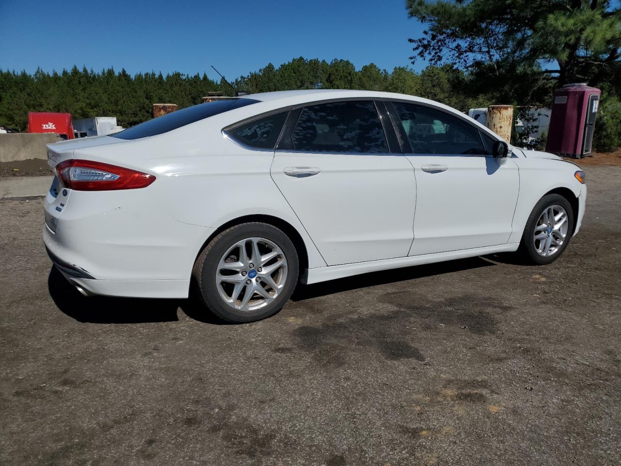 FORD FUSION SE