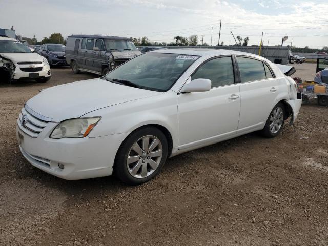 Global Auto Auctions: 2005 TOYOTA AVALON XL