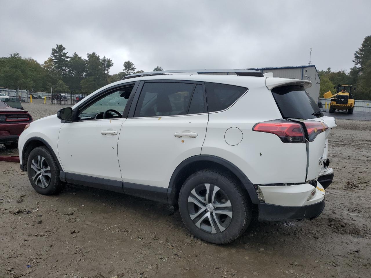 TOYOTA RAV4 LE