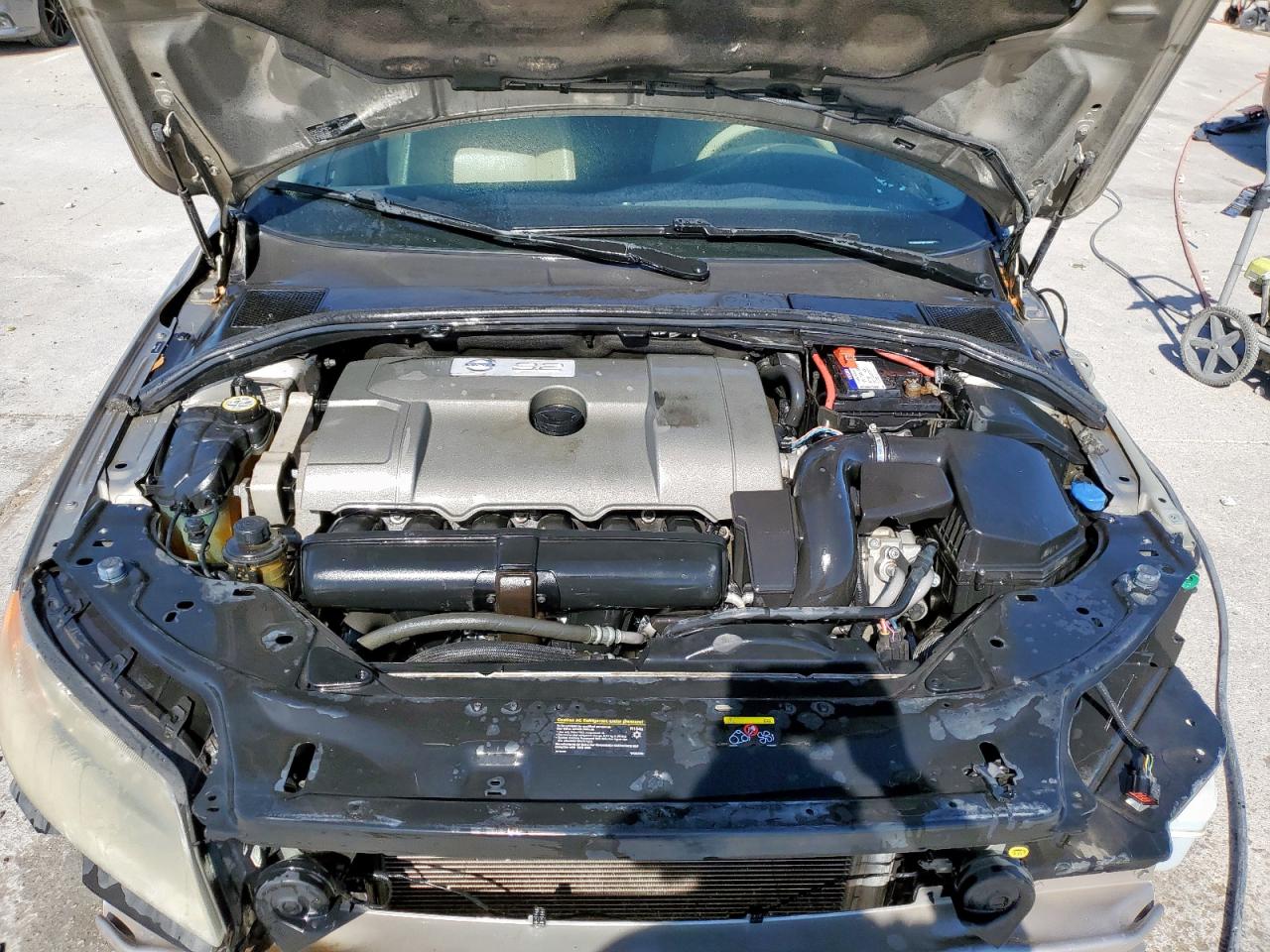 Lot #3290424847 2008 VOLVO V70 3.2