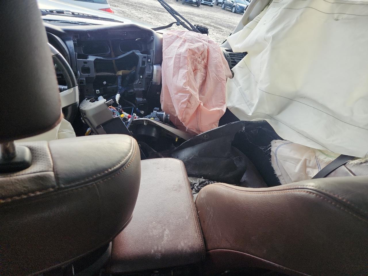 TOYOTA 4RUNNER SR5/SR5 PREMIUM