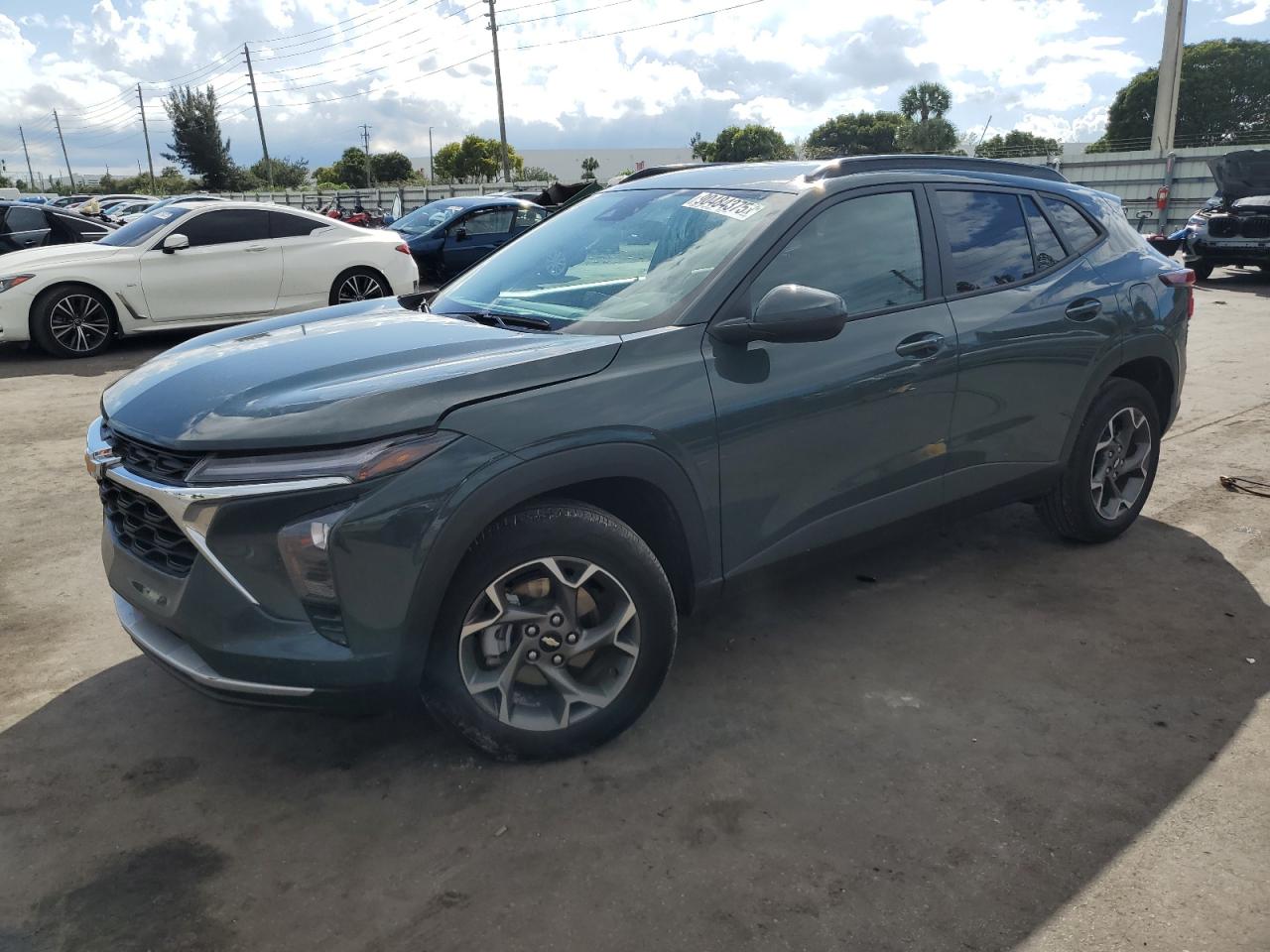 Lot #3304577439 2025 CHEVROLET TRAX 1LT