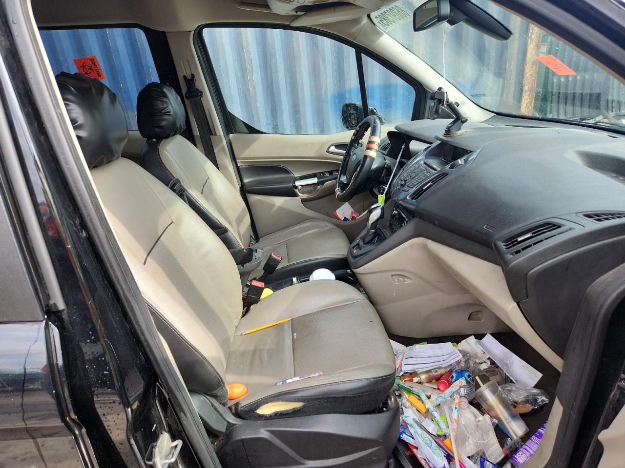 FORD TRANSIT CONNECT TITANIUM