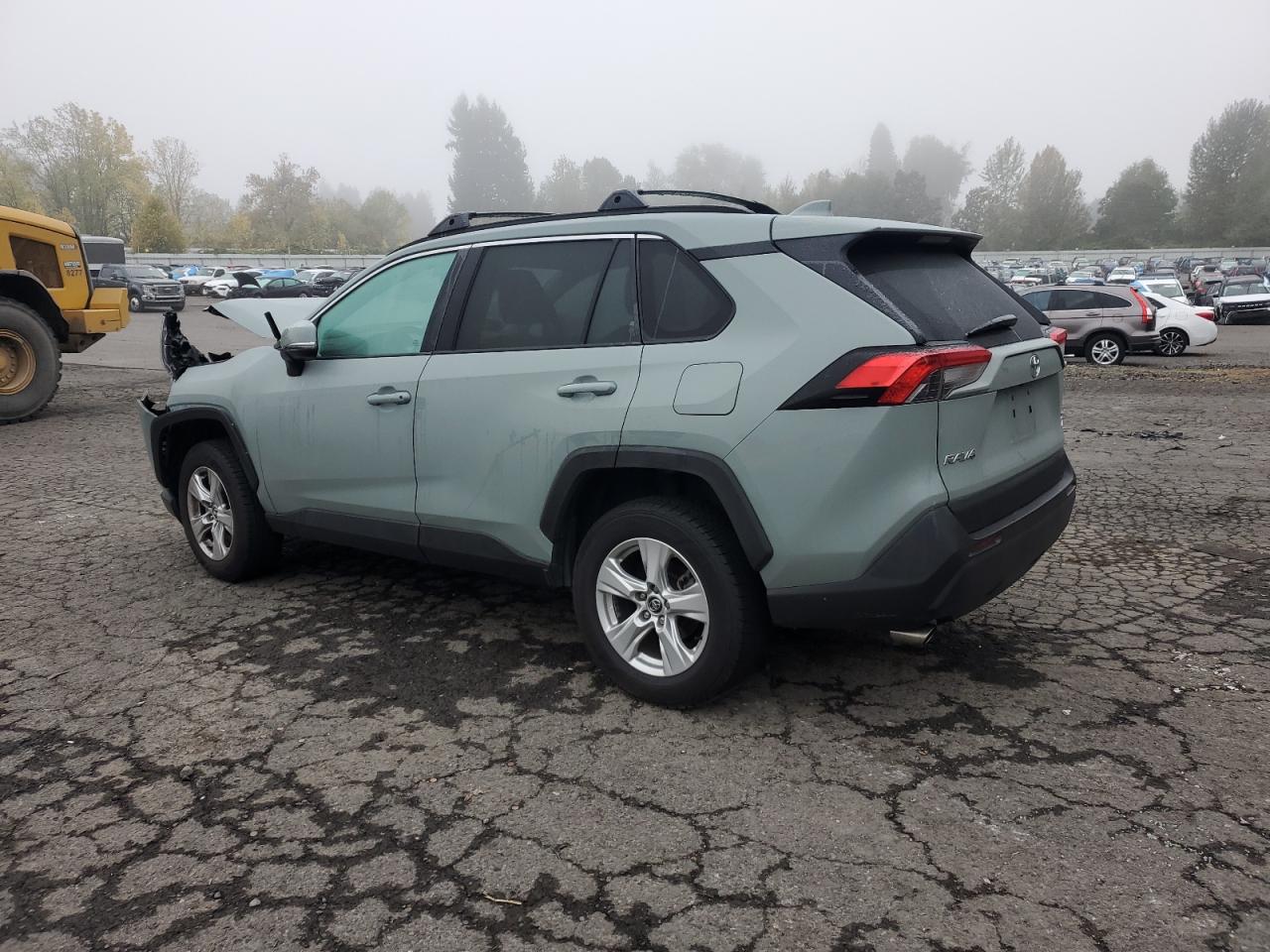 TOYOTA RAV4 XLE
