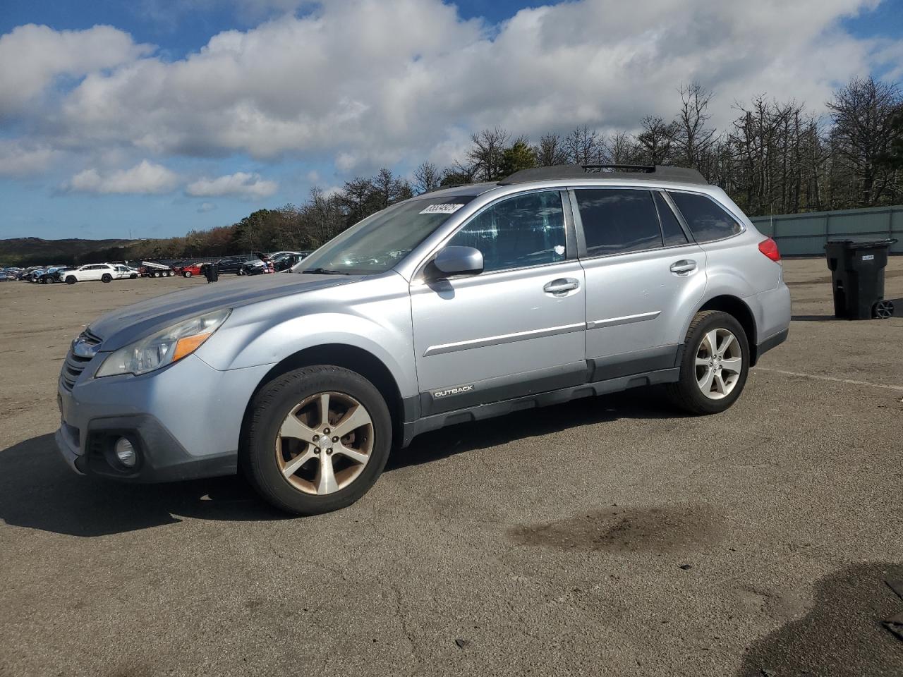 Lot #3302796889 2013 SUBARU OUTBACK 2.