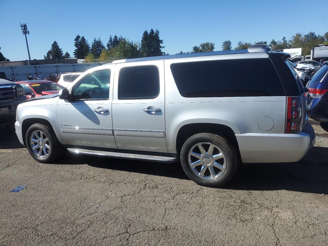 GMC YUKON DENALI