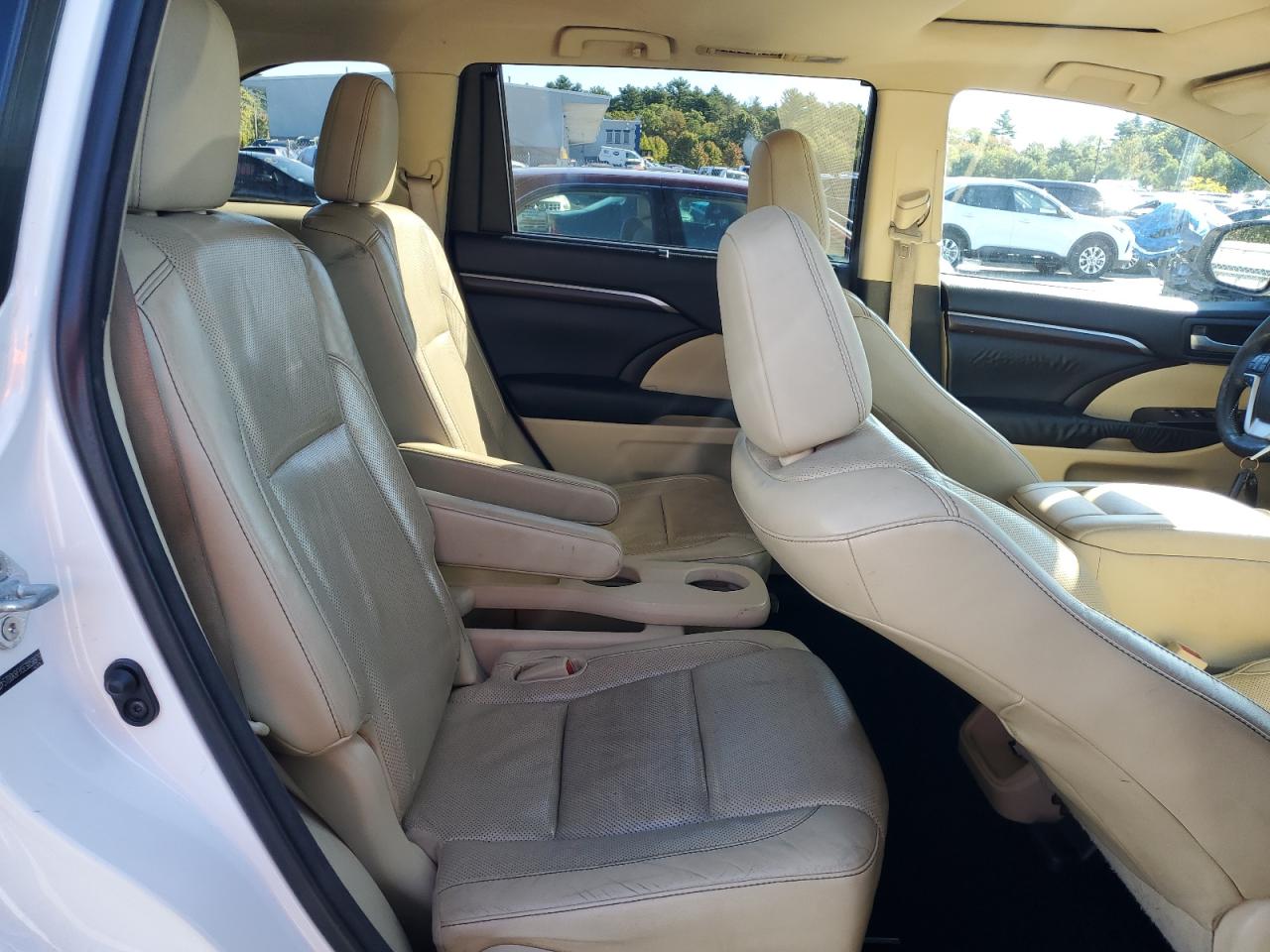 TOYOTA HIGHLANDER LIMITED