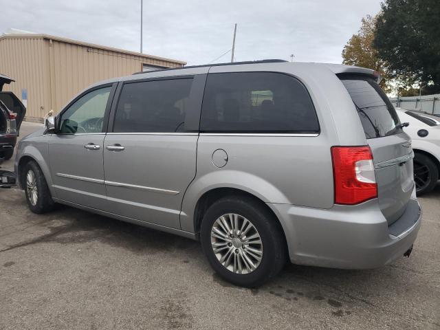 2016 CHRYSLER TOWN & COU - 2C4RC1CG3GR261121